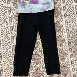 Victoria’s Secret pink crop Capri leggings